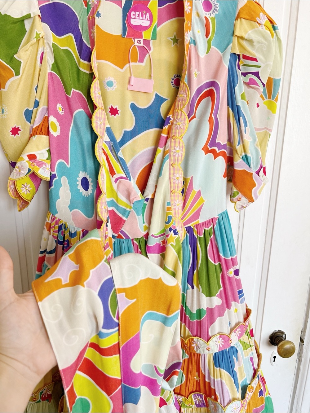 Celia B • Andromeda Dress mini tropical floral puff sleeve scalloped tiered - Picture 10 of 16
